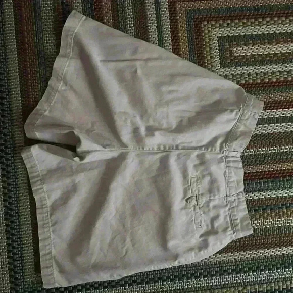 Super cute, high-waisted  MOM shorts from 90s MOM - Picture 3 of 3